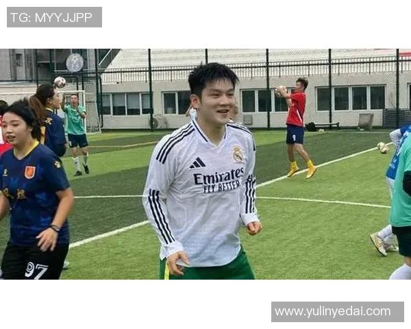 体育界明星风采：从球场传奇到社会影响力的多维度解读