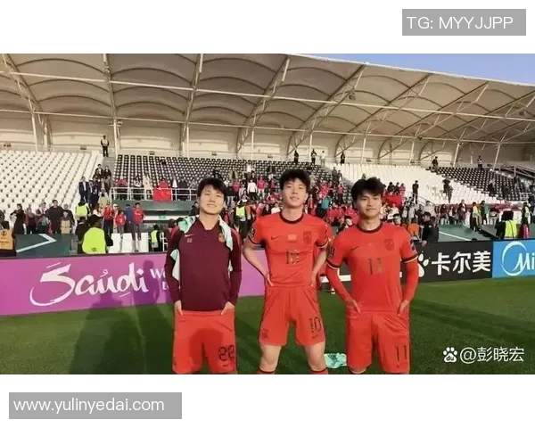 中国足球明星出国发展之路：机遇与挑战并存的职业生涯探索